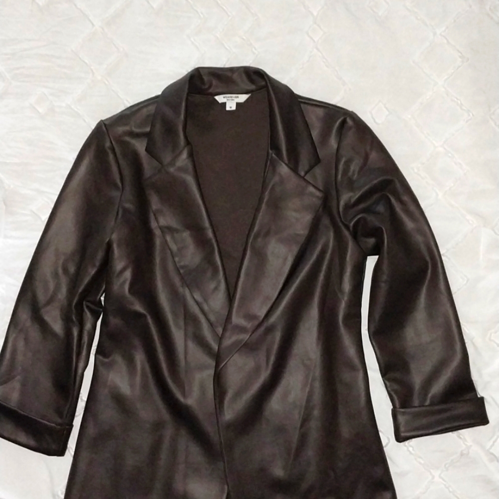 Women medium chocolate colored jacket